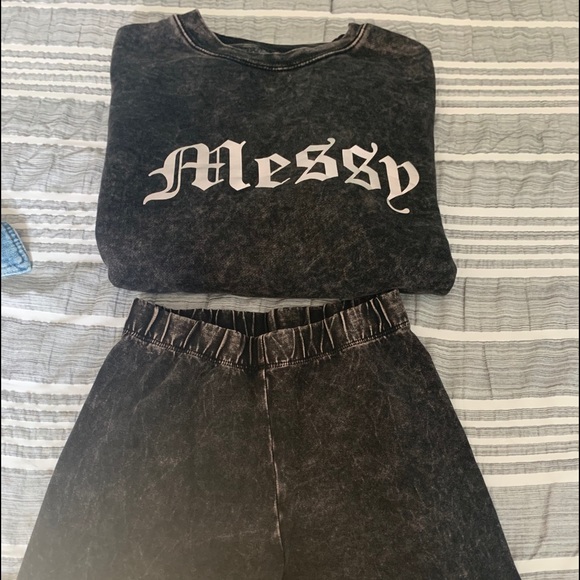 Alondradessy Black Acid Messy Wash Set - Picture 3 of 5